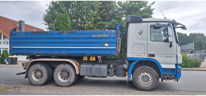 Mercedes-Benz Actros 2646 - 翻斗车:图4 Mercedes-Benz Actros 2646 - 翻斗车:图4