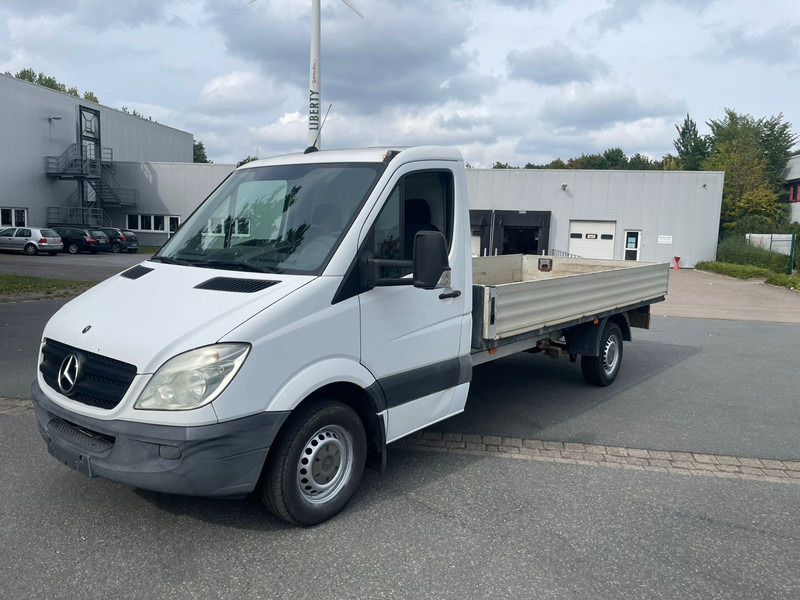 Mercedes-Benz Sprinter 316 - 平板货车:图3 Mercedes-Benz Sprinter 316 - 平板货车:图3