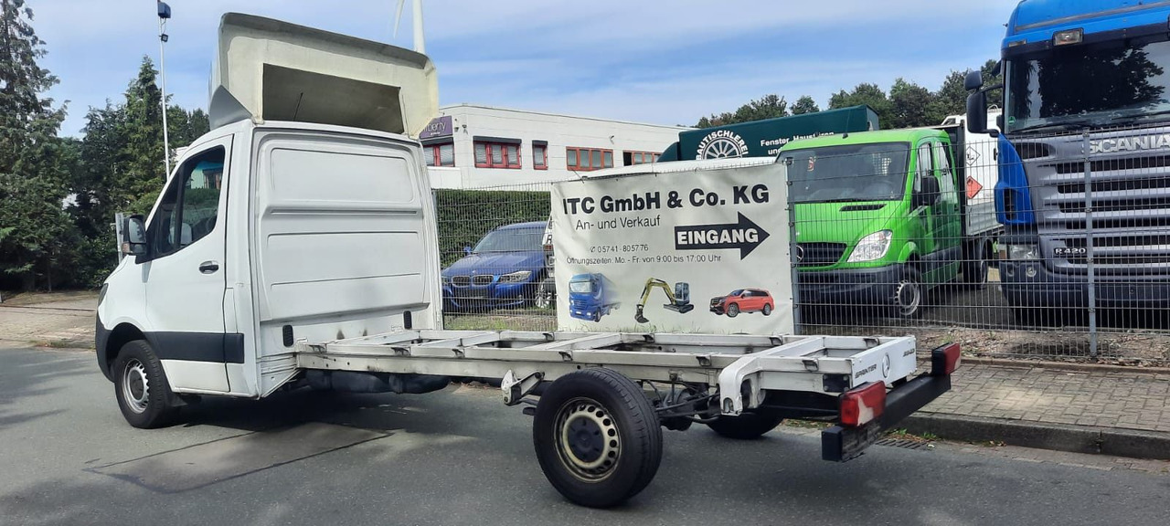 Mercedes-Benz Sprinter III Pritsche RWD/AWD 311/314/316 CDI RW - 平板货车:图5 Mercedes-Benz Sprinter III Pritsche RWD/AWD 311/314/316 CDI RW - 平板货车:图5