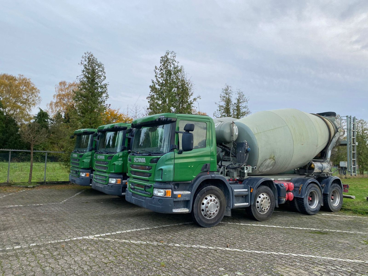 Scania 2x P360 Betonmischer 8x4 Blatt/Blatt E6 2 stück - 混凝土搅拌车:图4 Scania 2x P360 Betonmischer 8x4 Blatt/Blatt E6 2 stück - 混凝土搅拌车:图4