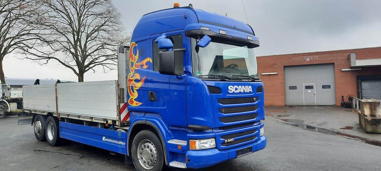 Scania G440 Pritsche 6x2 Kran am Heck vor. - 栏板式/ 平板卡车, 起重车:图2 Scania G440 Pritsche 6x2 Kran am Heck vor. - 栏板式/ 平板卡车, 起重车:图2