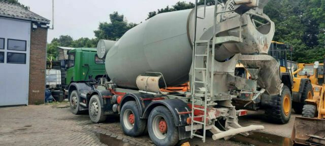 Scania P340PS 4-Achser 8x4 Betonmischer Euro:4 - 混凝土搅拌车:图3 Scania P340PS 4-Achser 8x4 Betonmischer Euro:4 - 混凝土搅拌车:图3