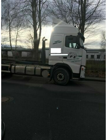 Volvo FH12-420 G.Haus 2xBett Klima Schaltgetriebe Reta - 吊钩升降车:图5 Volvo FH12-420 G.Haus 2xBett Klima Schaltgetriebe Reta - 吊钩升降车:图5