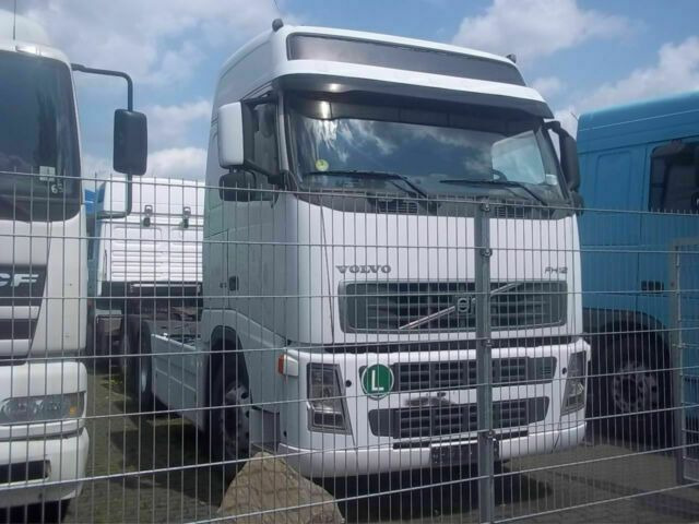 Volvo FH12-420 Globelt. VEB Klima Kipphydraulik - 牵引车:图2 Volvo FH12-420 Globelt. VEB Klima Kipphydraulik - 牵引车:图2