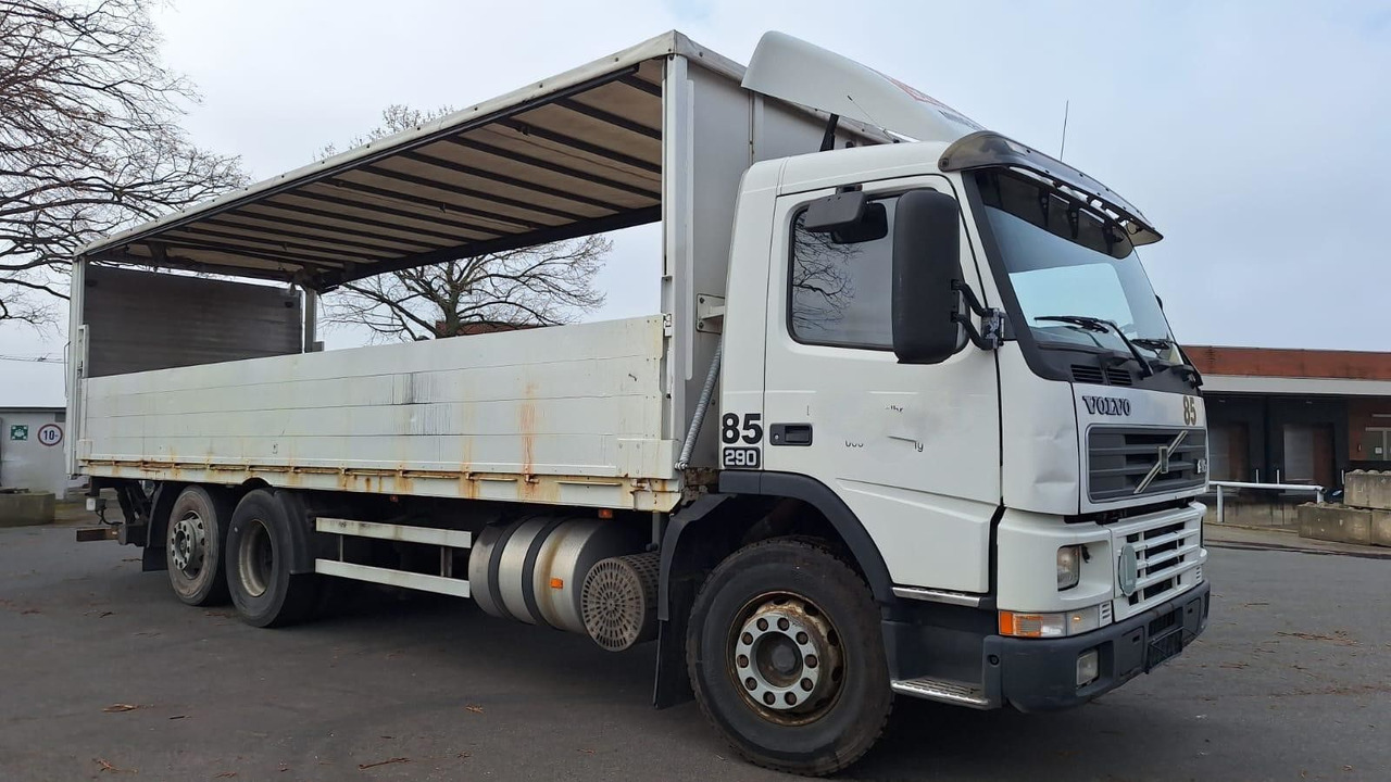 Volvo FM7 6x2 Koffer 3x vorhanden - 厢式卡车:图2 Volvo FM7 6x2 Koffer 3x vorhanden - 厢式卡车:图2