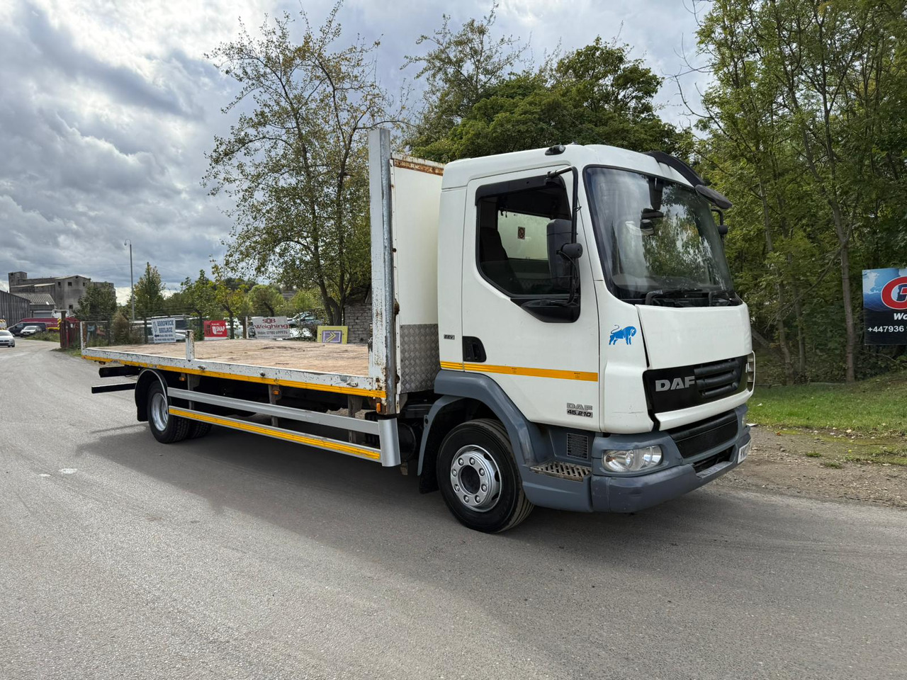 2013 DAF LF Flatbed Truck - 栏板式/ 平板卡车:图2 2013 DAF LF Flatbed Truck - 栏板式/ 平板卡车:图2