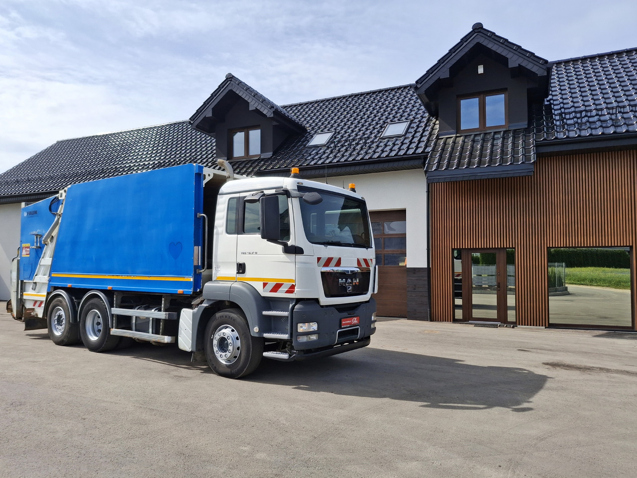 MAN MAN TGS 28.360 Śmieciarka Müllwagen Garbage Truck FAUN 3 Osie - 垃圾车:图1 MAN MAN TGS 28.360 Śmieciarka Müllwagen Garbage Truck FAUN 3 Osie - 垃圾车:图1