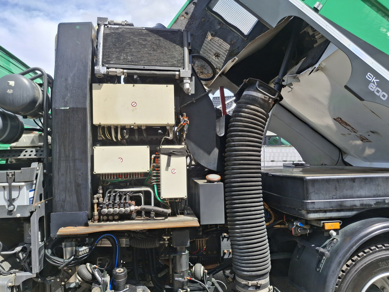 道路清扫机 MERCEDES-BENZ Atego 1523 Zamiatarka Kehrmaschine Schmidt SK600 Karcher 2 Motoren Euro 6 PM10 Rura Do Liści：图22