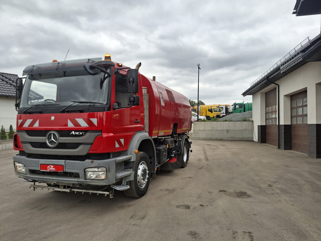 MERCEDES-BENZ Axor 1829 Zamiatarka Kehrmaschine BUCHER 2 Motoren Karcher PM10 Odchwaszczarka Sweeper - 道路清扫机:图2 MERCEDES-BENZ Axor 1829 Zamiatarka Kehrmaschine BUCHER 2 Motoren Karcher PM10 Odchwaszczarka Sweeper - 道路清扫机:图2