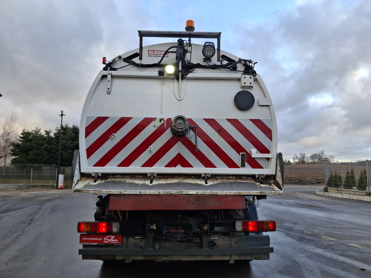 SCANIA 94G Zamiatarka Kehrmaschine BUCHER L/R Frontbürste 2 Motoren Odchwaszczarka Przednia Szczotka - 道路清扫机:图4 SCANIA 94G Zamiatarka Kehrmaschine BUCHER L/R Frontbürste 2 Motoren Odchwaszczarka Przednia Szczotka - 道路清扫机:图4