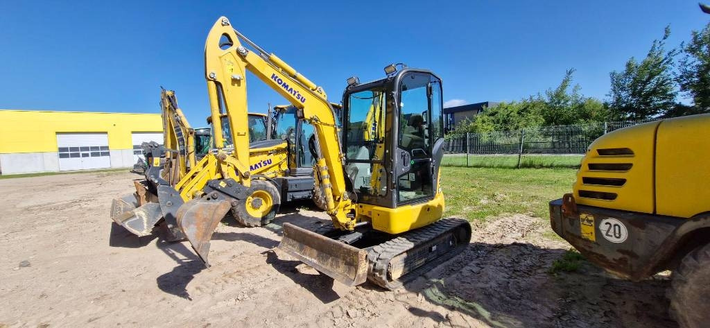 Komatsu PC 26 MR - 小型挖掘机:图1 Komatsu PC 26 MR - 小型挖掘机:图1