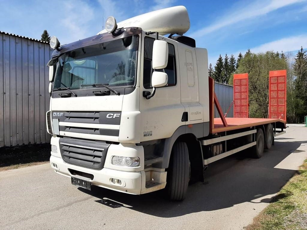DAF 85.410 6X2 CAR TRANSPORTER - 自动转运卡车:图1 DAF 85.410 6X2 CAR TRANSPORTER - 自动转运卡车:图1