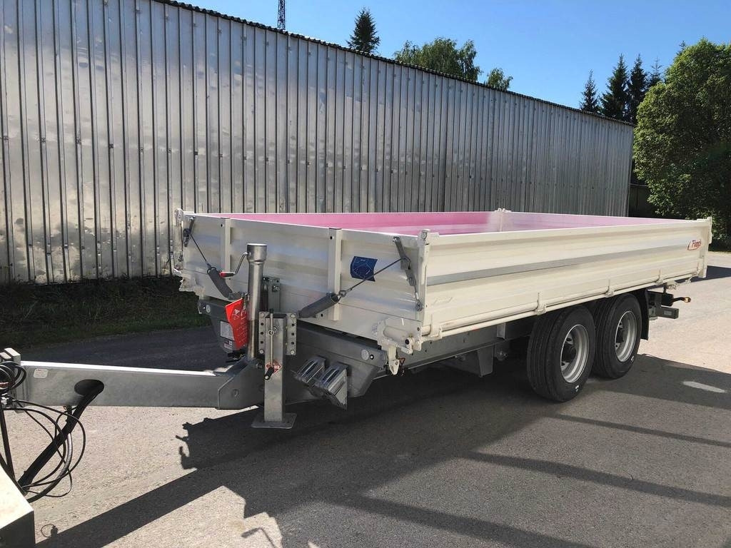 Fliegl TSK 118 3-WAY TIP  - 翻斗拖车:图1 Fliegl TSK 118 3-WAY TIP  - 翻斗拖车:图1