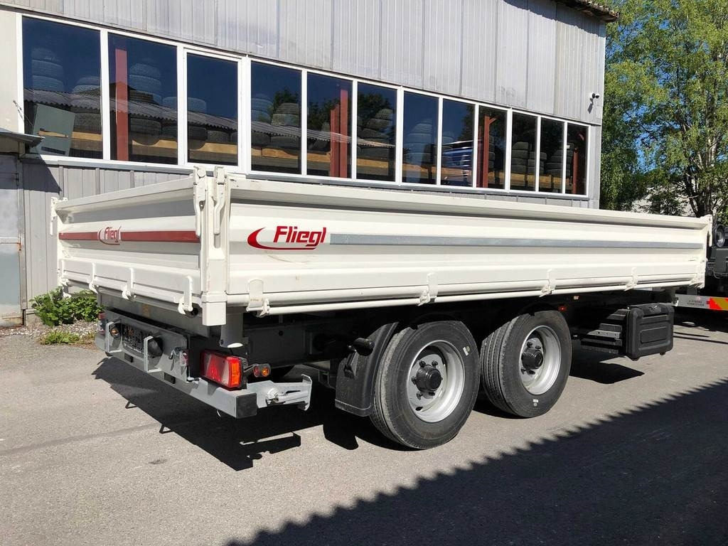Fliegl TSK 118 3-WAY TIP  - 翻斗拖车:图3 Fliegl TSK 118 3-WAY TIP  - 翻斗拖车:图3