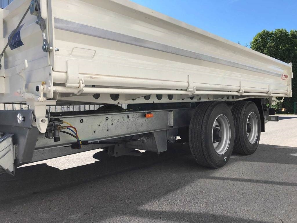 Fliegl TSK 118 3-WAY TIP  - 翻斗拖车:图5 Fliegl TSK 118 3-WAY TIP  - 翻斗拖车:图5