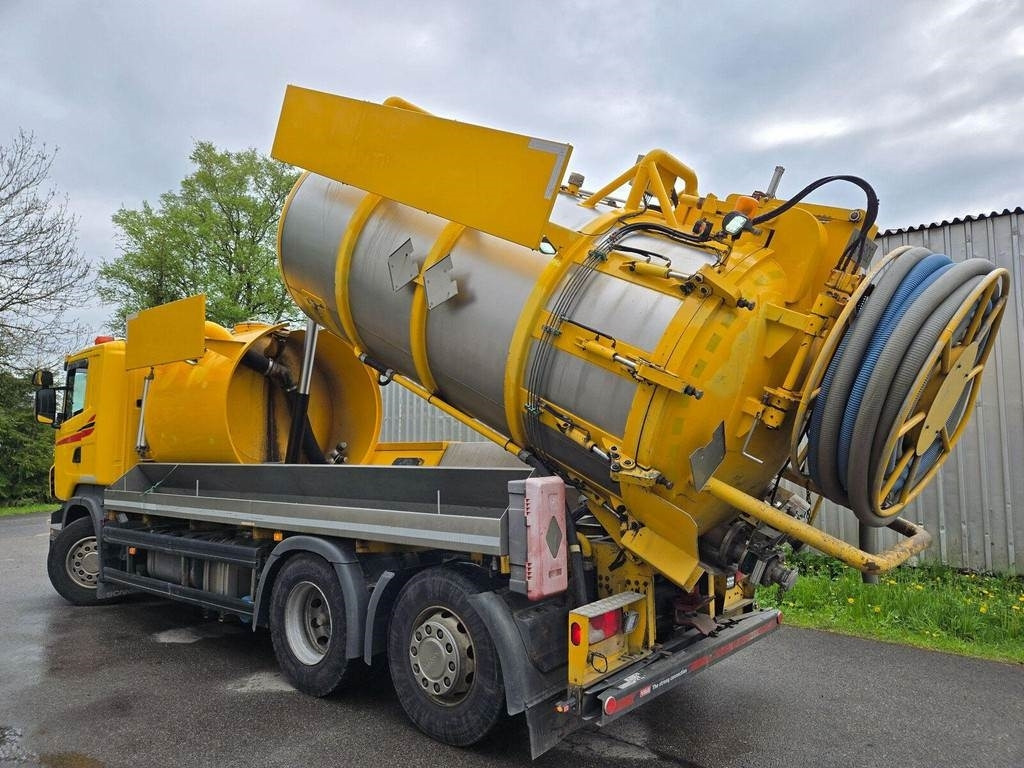 Scania R420 6X2 ADR AMPHITECH VORTEX 13m³ - 真空车:图2 Scania R420 6X2 ADR AMPHITECH VORTEX 13m³ - 真空车:图2