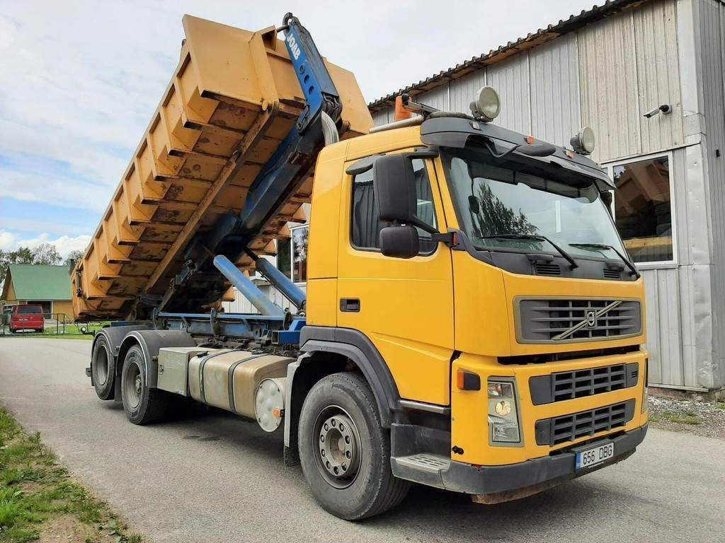 Volvo FM12 460 6X2 JOAB 338kW - 吊钩升降车:图4 Volvo FM12 460 6X2 JOAB 338kW - 吊钩升降车:图4