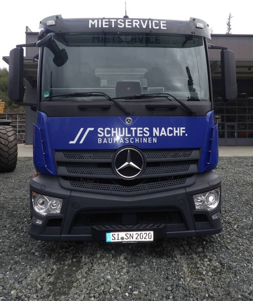Mercedes-Benz Antos 2533 L Maschinentransporter - 自动转运卡车:图3 Mercedes-Benz Antos 2533 L Maschinentransporter - 自动转运卡车:图3