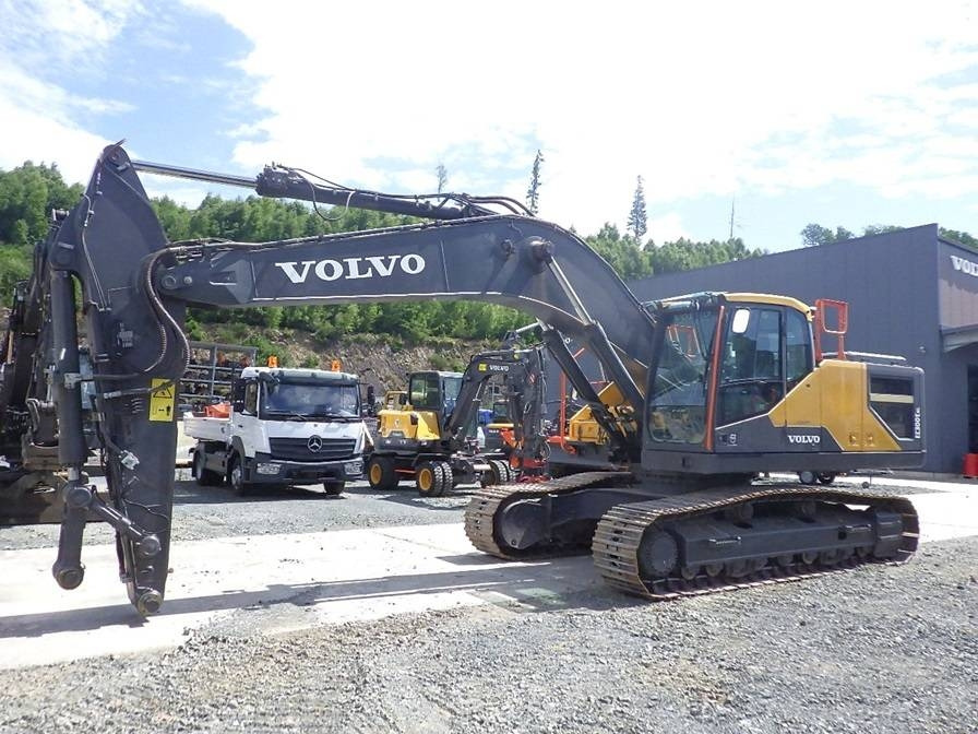 Volvo EC 300 E - 履带式挖掘机:图1 Volvo EC 300 E - 履带式挖掘机:图1