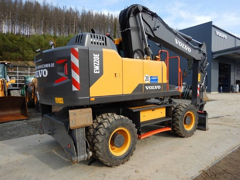 Volvo EW 220 E - 轮式挖掘机:图3 Volvo EW 220 E - 轮式挖掘机:图3