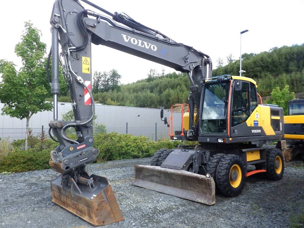 Volvo EW 220 E  - 轮式挖掘机:图1 Volvo EW 220 E  - 轮式挖掘机:图1