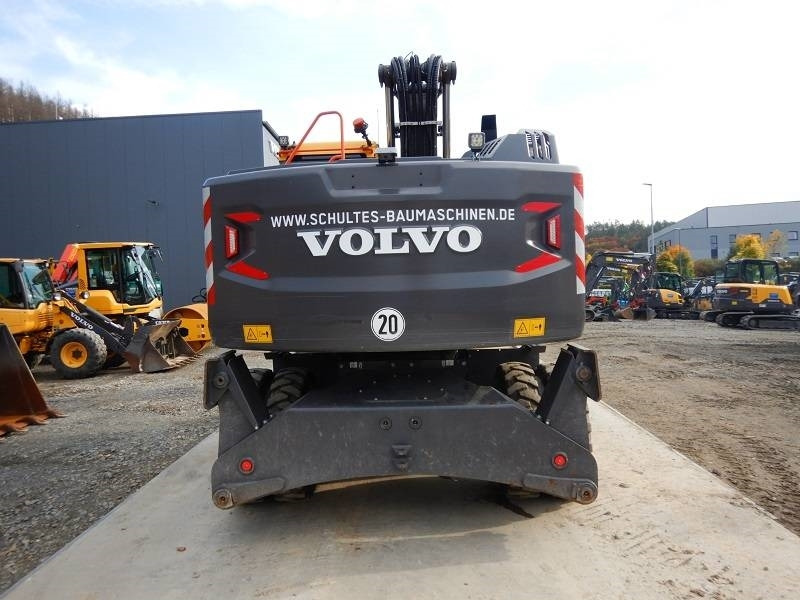 Volvo EW 220 E - 轮式挖掘机:图4 Volvo EW 220 E - 轮式挖掘机:图4