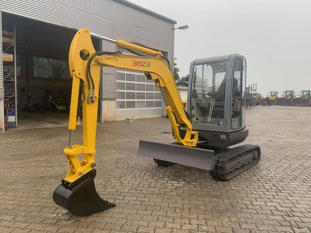 Neuson 38 Z 3 RD - 小型挖掘机:图2 Neuson 38 Z 3 RD - 小型挖掘机:图2