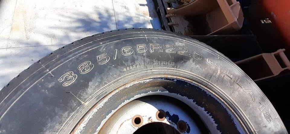 Bridgestone 385/65R22.5 - 轮胎 适用于 建筑机械:图1 Bridgestone 385/65R22.5 - 轮胎 适用于 建筑机械:图1