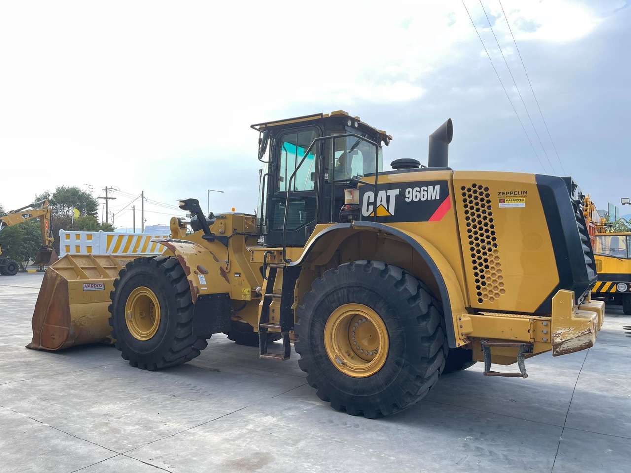 轮式装载机 CAT 966M：图10