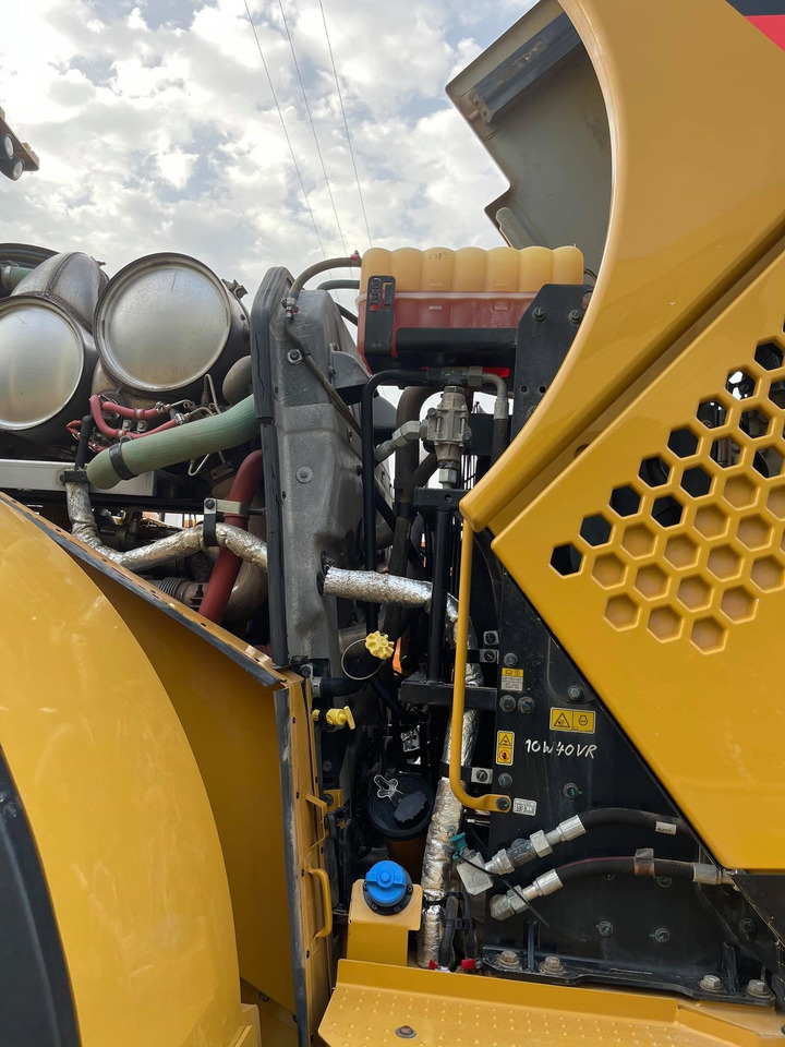 轮式装载机 CAT 966M：图21