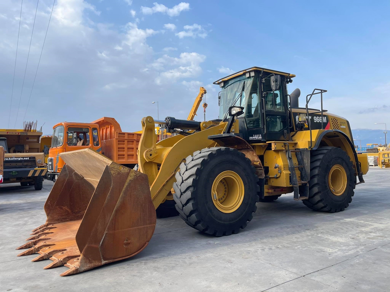 轮式装载机 CAT 966M：图7