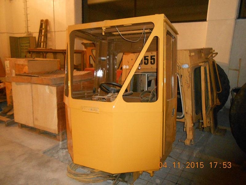 CAT ORIGINAL CAT 988B RESTORE CABIN - 驾驶室 适用于 建筑机械:图3 CAT ORIGINAL CAT 988B RESTORE CABIN - 驾驶室 适用于 建筑机械:图3