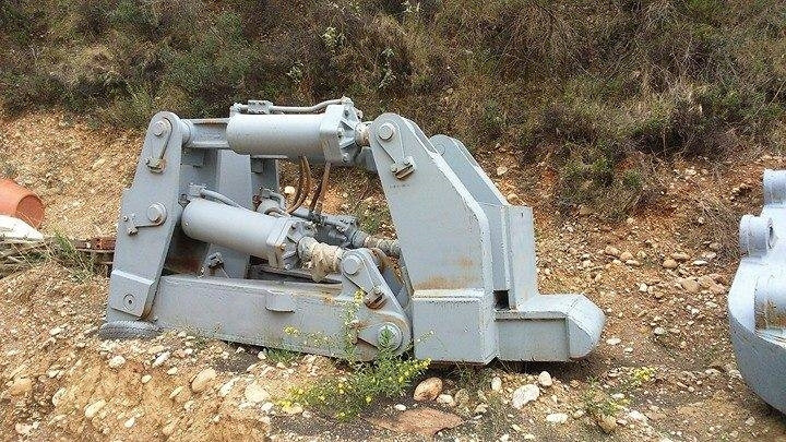 CAT SS RIPPER D9H - 拆除剪:图1 CAT SS RIPPER D9H - 拆除剪:图1