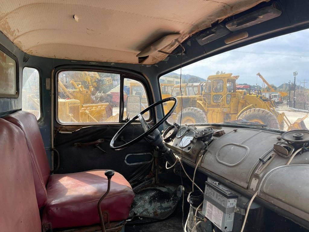 翻斗车 Mercedes-Benz 1620LA 334：图9