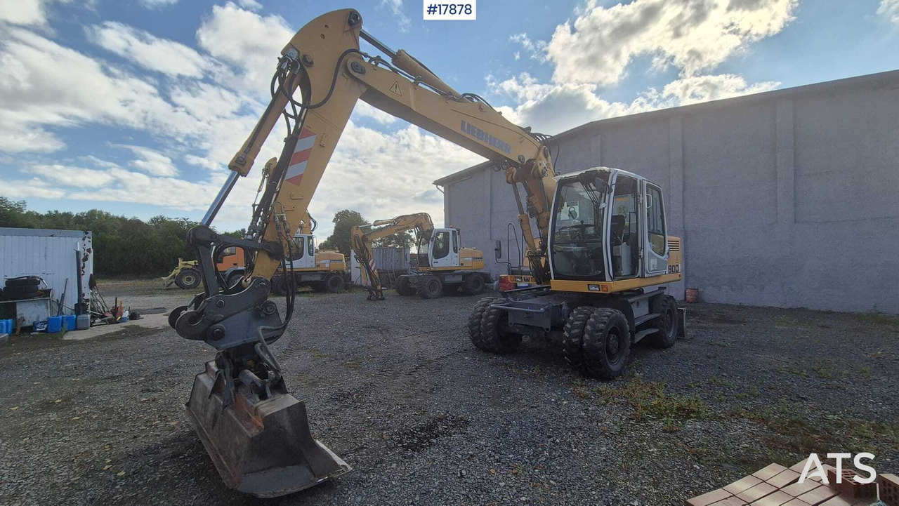 2006 Liebherr A 900C - 轮式挖掘机:图2 2006 Liebherr A 900C - 轮式挖掘机:图2