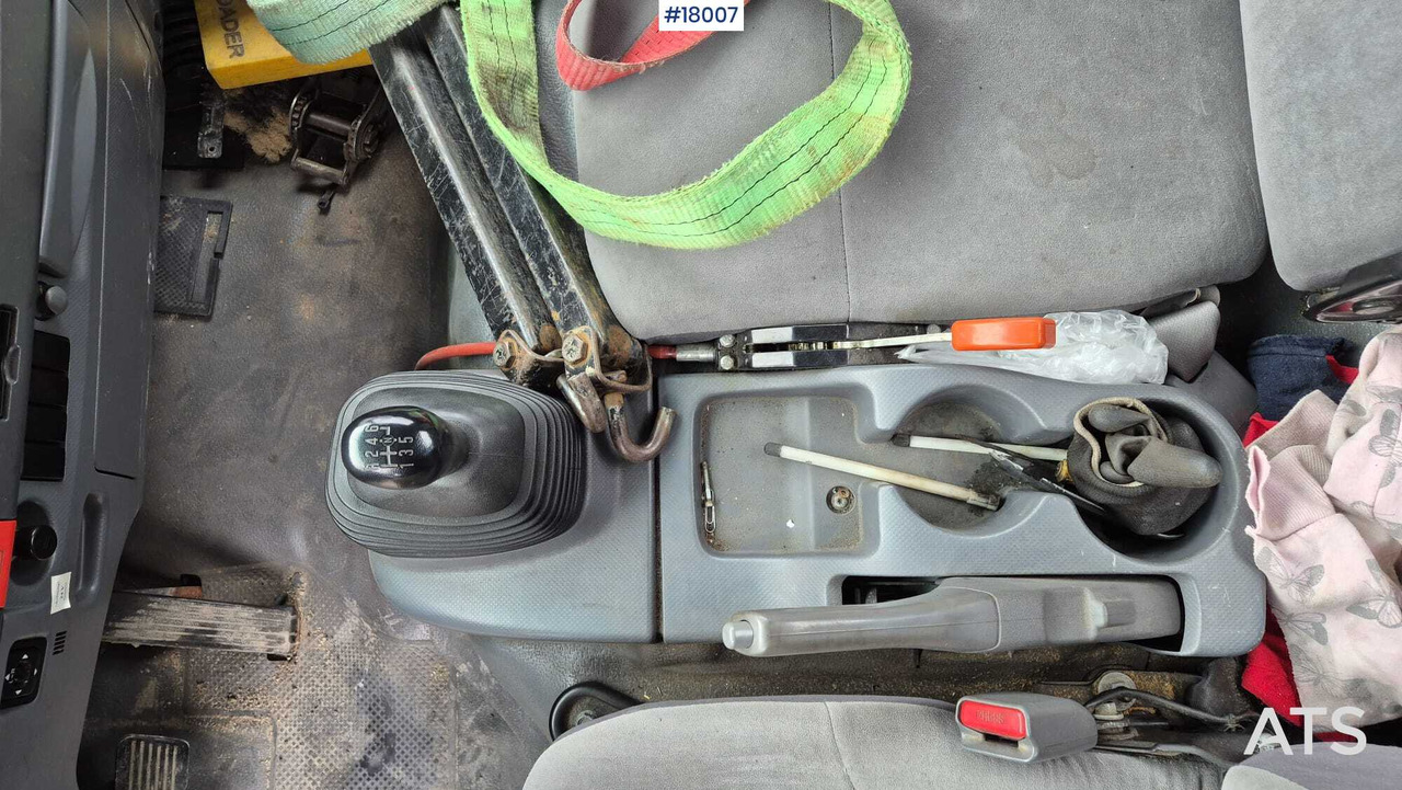 栏板式/ 平板卡车, 起重车 Car ISUZU N2R (2013) platform with HDS DN 4.0/2 (2021)：图17