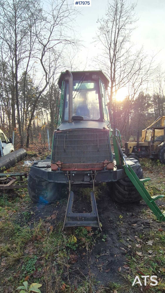 John Deere 810D forwarder (2007) - 传送装置:图2 John Deere 810D forwarder (2007) - 传送装置:图2