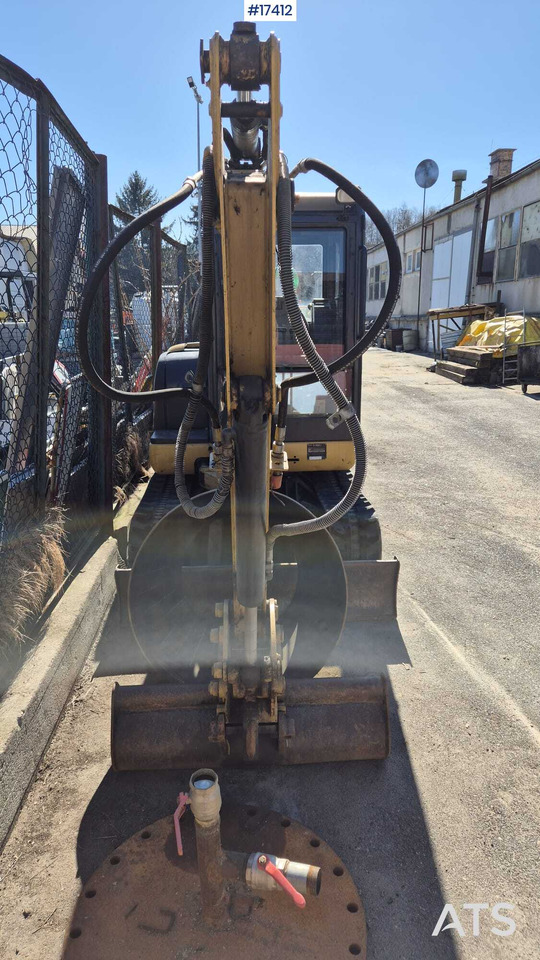 Mini excavator CATERPILLAR 302.5 (2004) two buckets, quick couplers. - 小型挖掘机:图3 Mini excavator CATERPILLAR 302.5 (2004) two buckets, quick couplers. - 小型挖掘机:图3