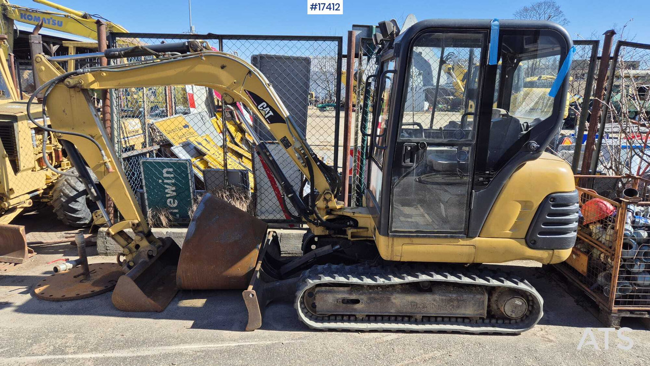 Mini excavator CATERPILLAR 302.5 (2004) two buckets, quick couplers. - 小型挖掘机:图2 Mini excavator CATERPILLAR 302.5 (2004) two buckets, quick couplers. - 小型挖掘机:图2