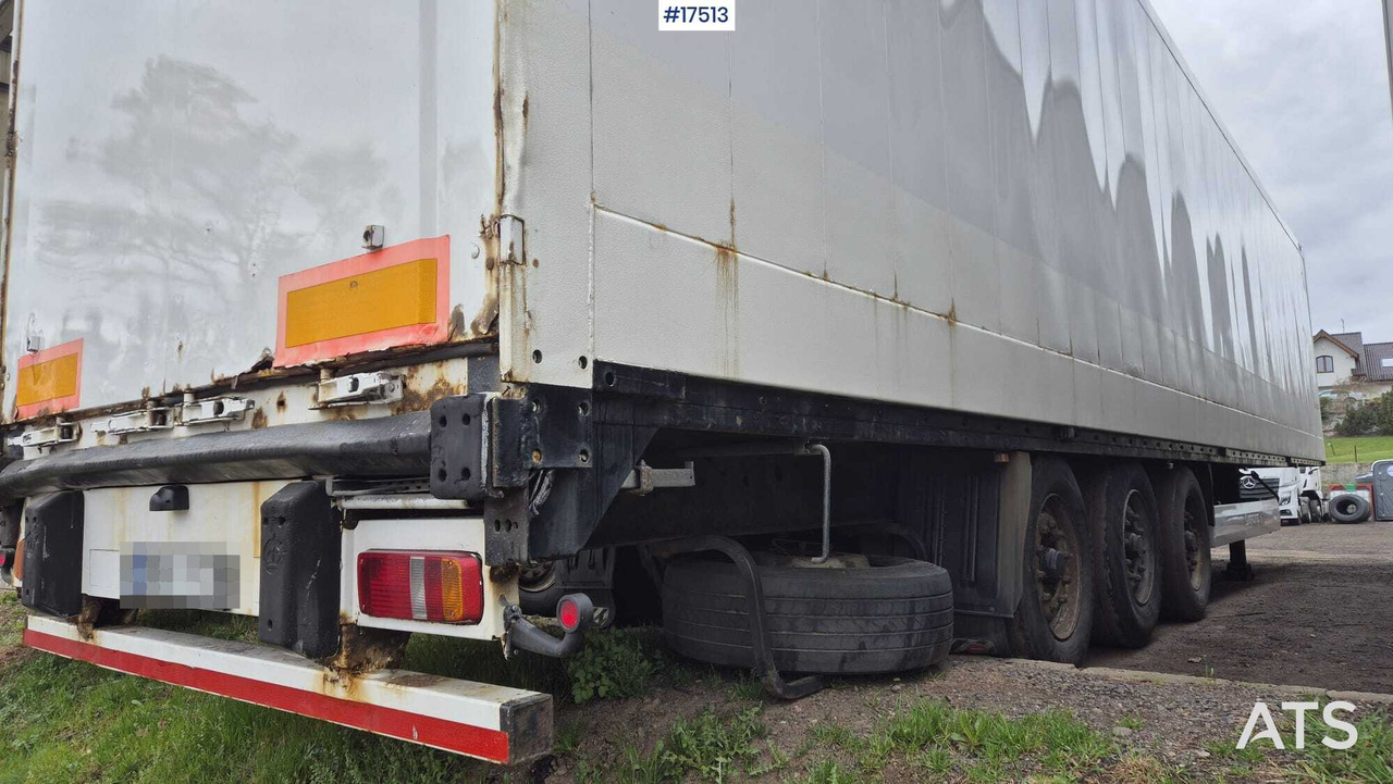 Truck semi-trailer, isothermal KRONE SD (2008) - 侧帘半拖车:图5 Truck semi-trailer, isothermal KRONE SD (2008) - 侧帘半拖车:图5