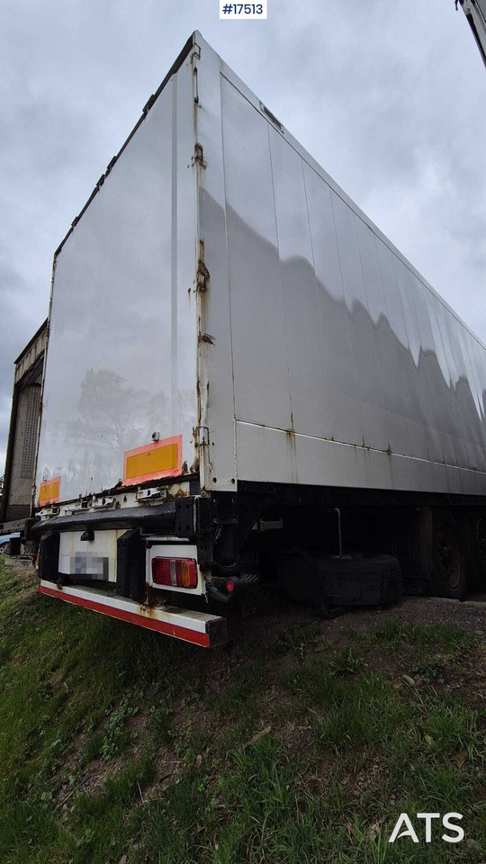 Truck semi-trailer, isothermal KRONE SD (2008) - 侧帘半拖车:图4 Truck semi-trailer, isothermal KRONE SD (2008) - 侧帘半拖车:图4