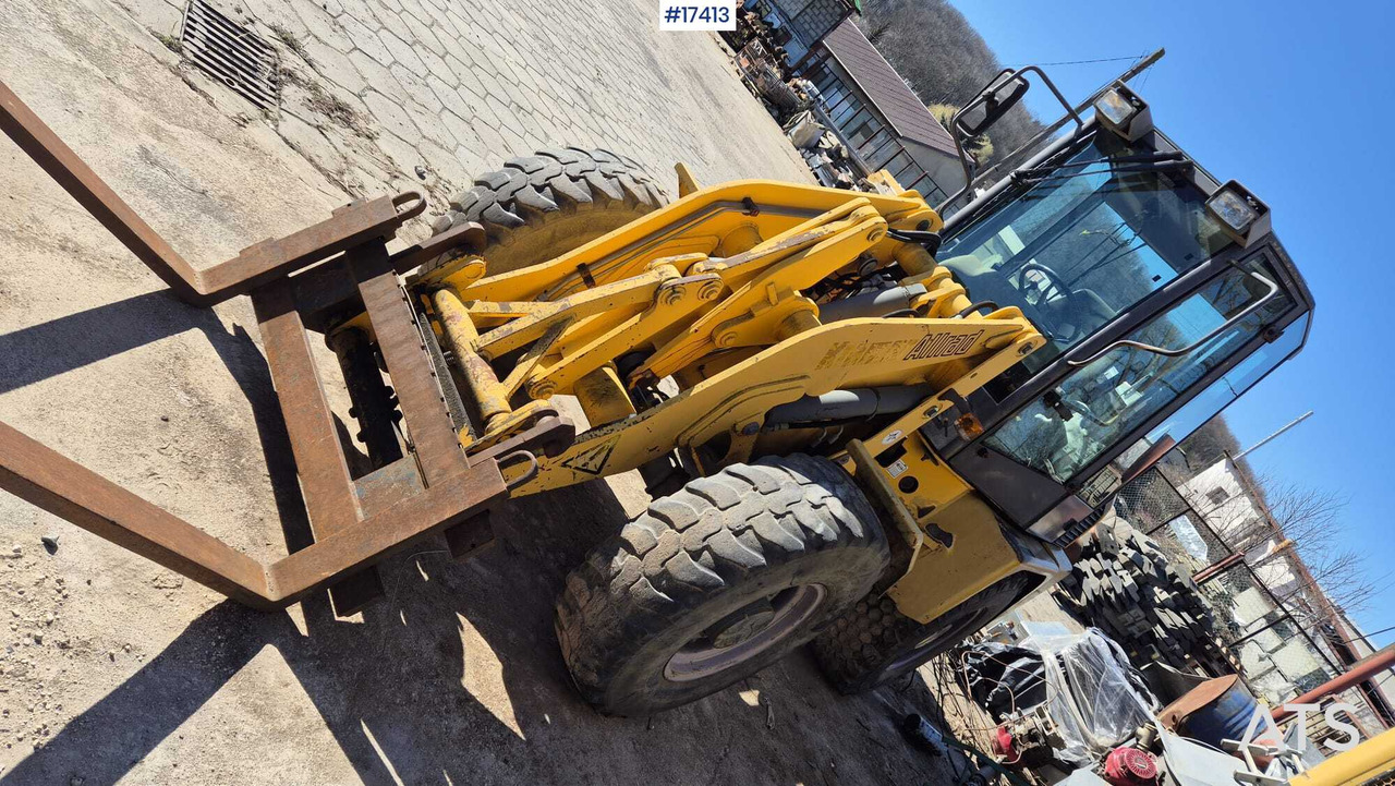 Wheel loader AHLMANN AL 85t 2004) forks, quick coupler, opening bucket. - 轮式装载机:图2 Wheel loader AHLMANN AL 85t 2004) forks, quick coupler, opening bucket. - 轮式装载机:图2