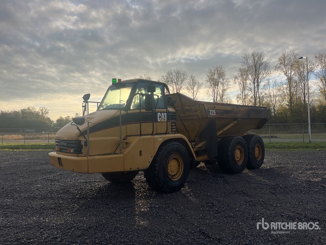 2003 Cat 725 Kiepwagen met knikbesturing - 铰接式自卸车:图1 2003 Cat 725 Kiepwagen met knikbesturing - 铰接式自卸车:图1