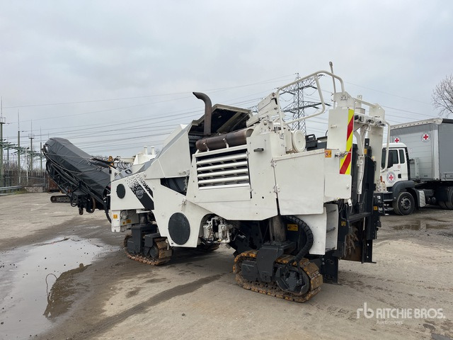 2004 Wirtgen W1200F Tracked Cold Planer - 冷铣刨机:图2 2004 Wirtgen W1200F Tracked Cold Planer - 冷铣刨机:图2