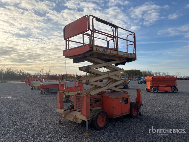 2006 JLG 260MRT Diesel Scissor Lift - 剪式升降机:图1 2006 JLG 260MRT Diesel Scissor Lift - 剪式升降机:图1