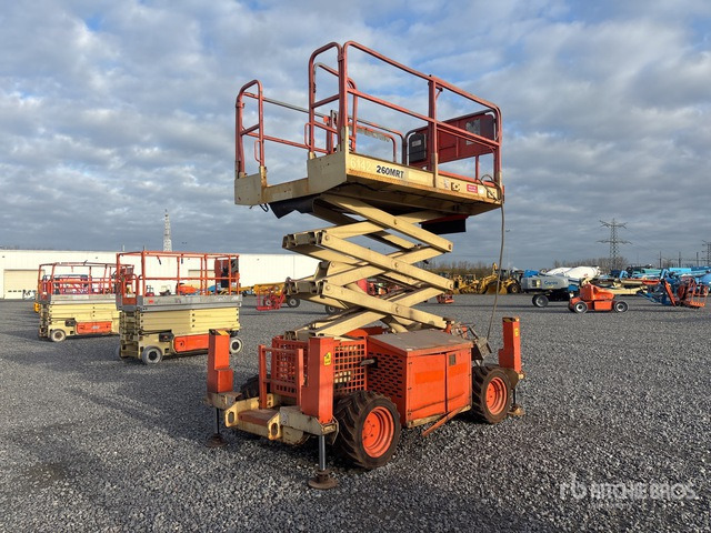 2006 JLG 260MRT Diesel Scissor Lift - 剪式升降机:图5 2006 JLG 260MRT Diesel Scissor Lift - 剪式升降机:图5
