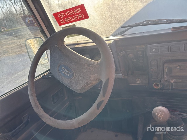 2010 Land Rover Defender 4x4 (Inoperable) Pickup - 皮卡车:图5 2010 Land Rover Defender 4x4 (Inoperable) Pickup - 皮卡车:图5