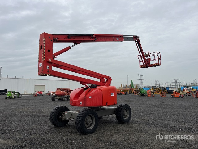 2012 Haulotte HA20PX 4WD Diesel Articulating Boom Lift - 铰接臂:图2 2012 Haulotte HA20PX 4WD Diesel Articulating Boom Lift - 铰接臂:图2