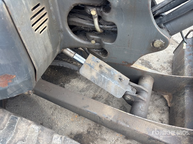 2014 Bobcat E26 Mini Excavator: <6.6t - 小型挖掘机:图5 2014 Bobcat E26 Mini Excavator: <6.6t - 小型挖掘机:图5