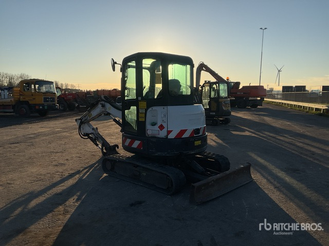 2014 Bobcat E35 (Inoperable) Mini Excavator: <6.6t - 小型挖掘机:图3 2014 Bobcat E35 (Inoperable) Mini Excavator: <6.6t - 小型挖掘机:图3